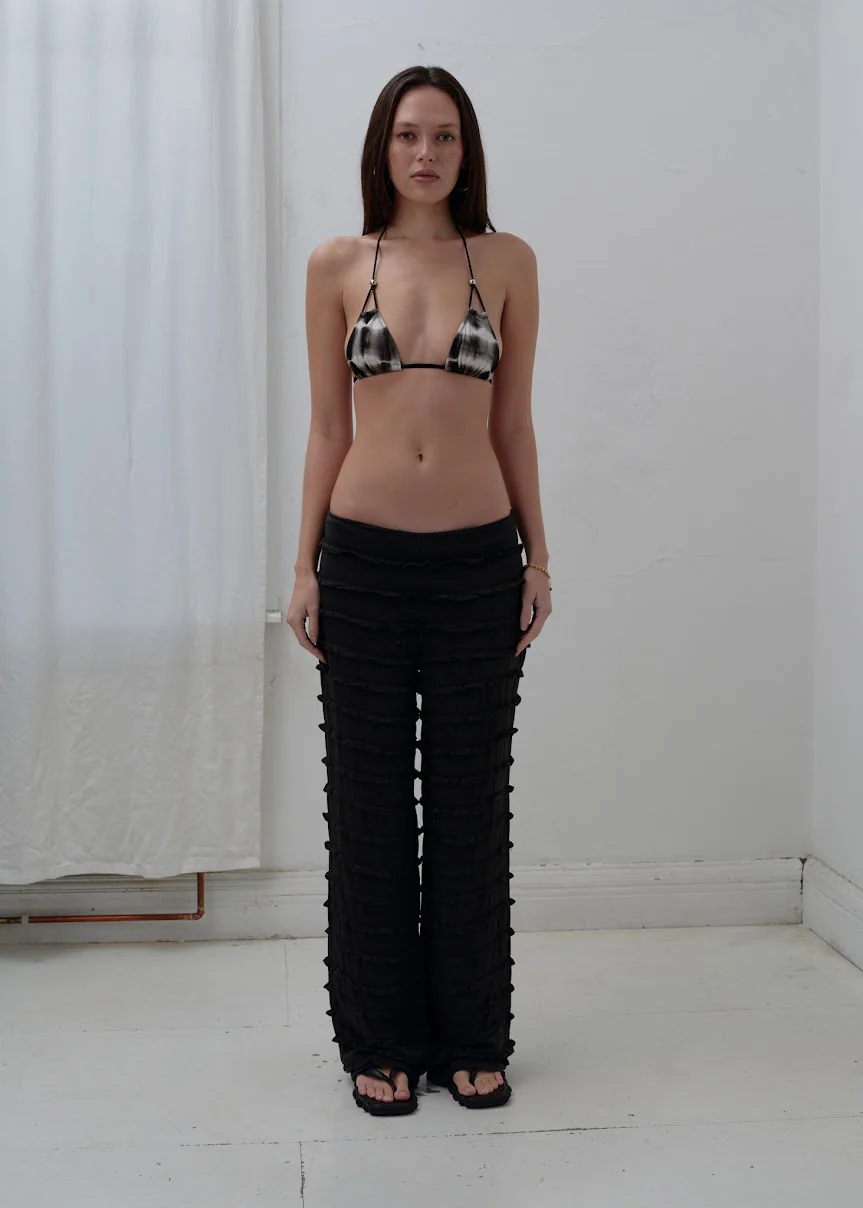 Laut Pant // Night - Image 3